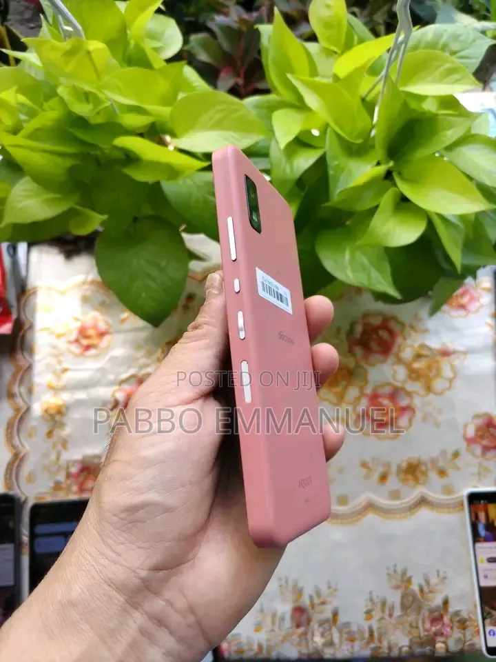 Sharp Aquos wish 64 GB Rose Gold