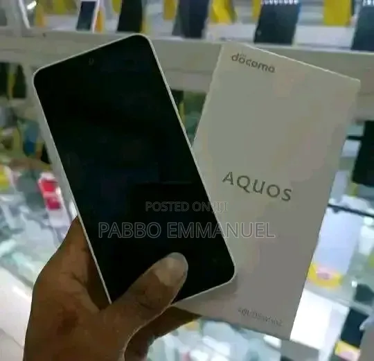Sharp Aquos wish 64 GB White