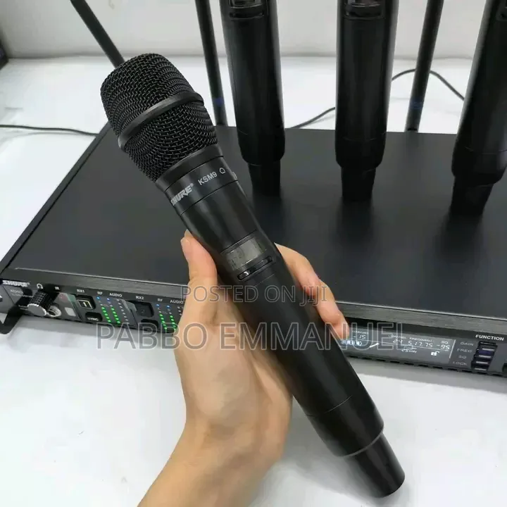 Shure Adq4 Wireless Microphone System