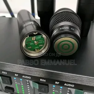Shure Adq4 Wireless Microphone System
