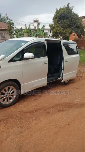 Toyota Alphard 2020 White