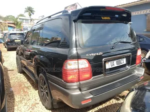 Toyota Land Cruiser Cygnus 4.7 2004 Black