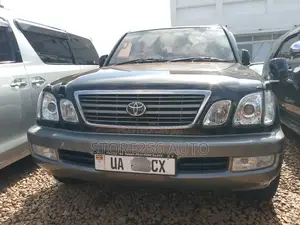 Toyota Land Cruiser Cygnus 4.7 2004 Black