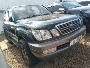 Toyota Land Cruiser Cygnus 4.7 2004 Black
