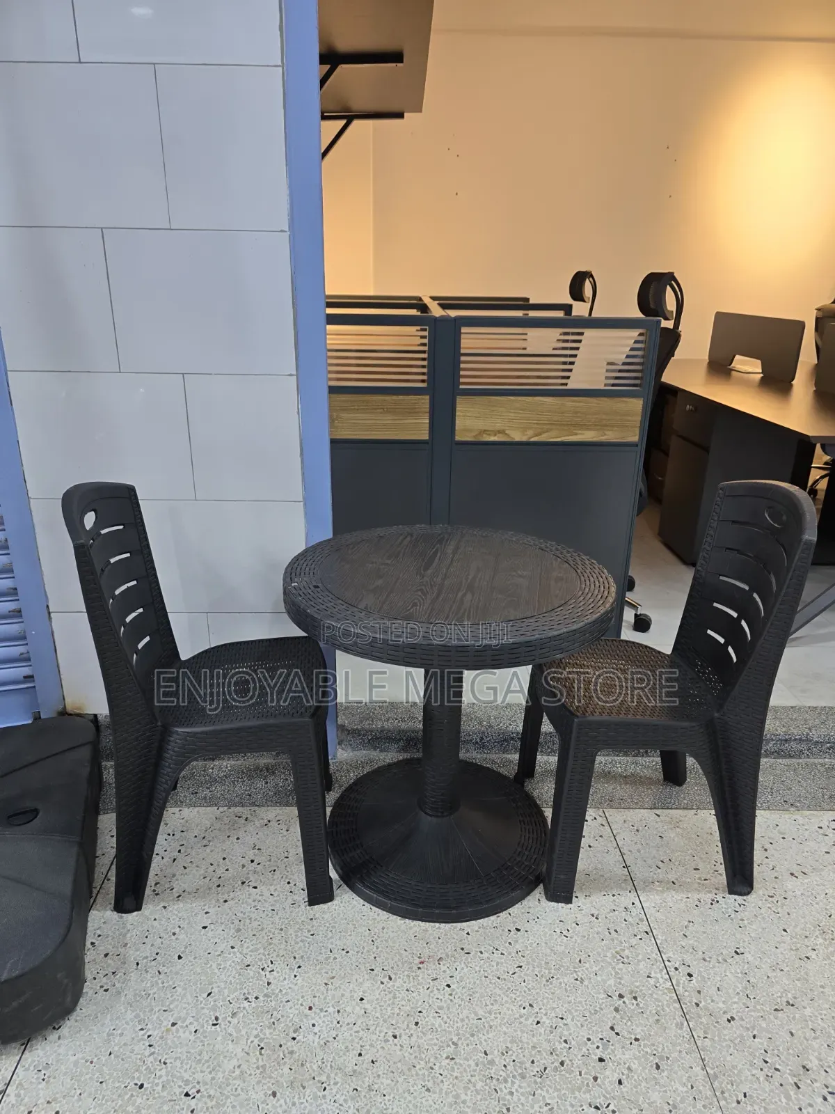 Cafeteria Dining Plastic Table and Chairs
