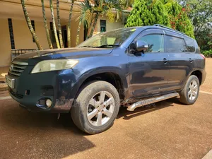 Toyota Vanguard 2012 Gray