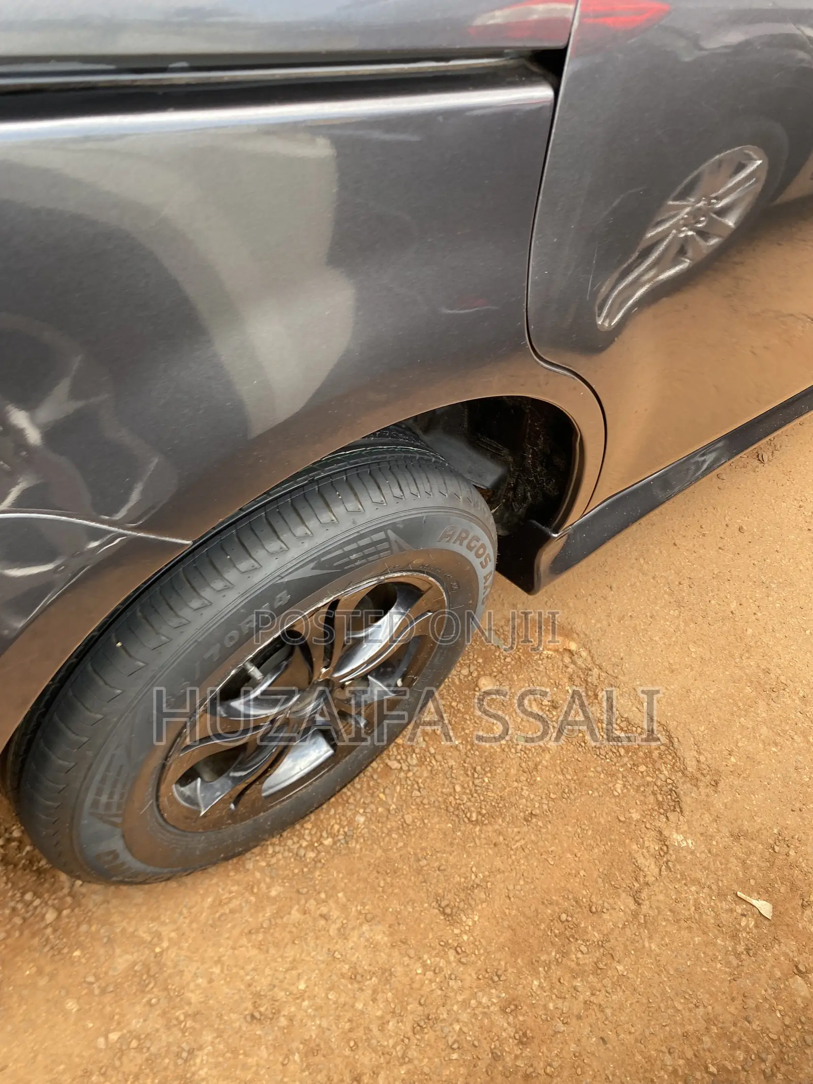 Toyota Sienta 2011 Gray