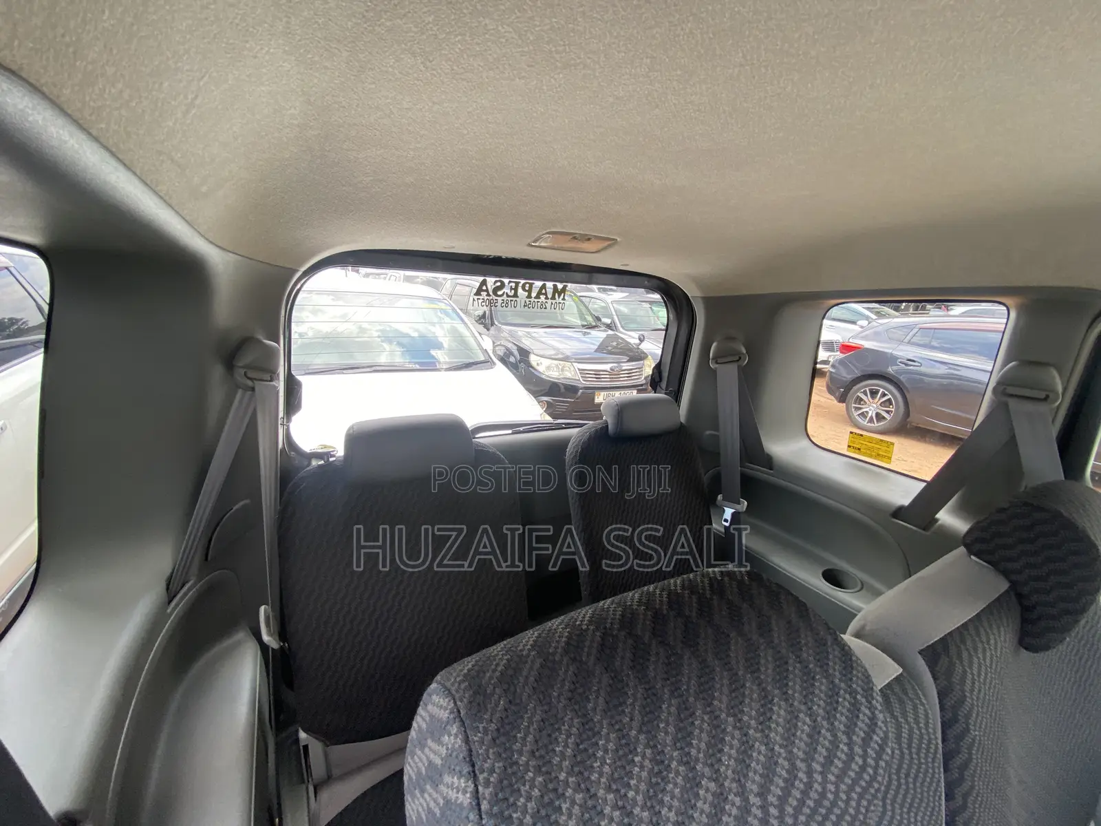 Toyota Sienta 2011 Gray