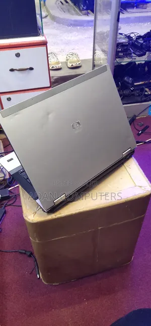 Laptop HP EliteBook 8530W 2GB Intel Core 2 Duo HDD 250GB