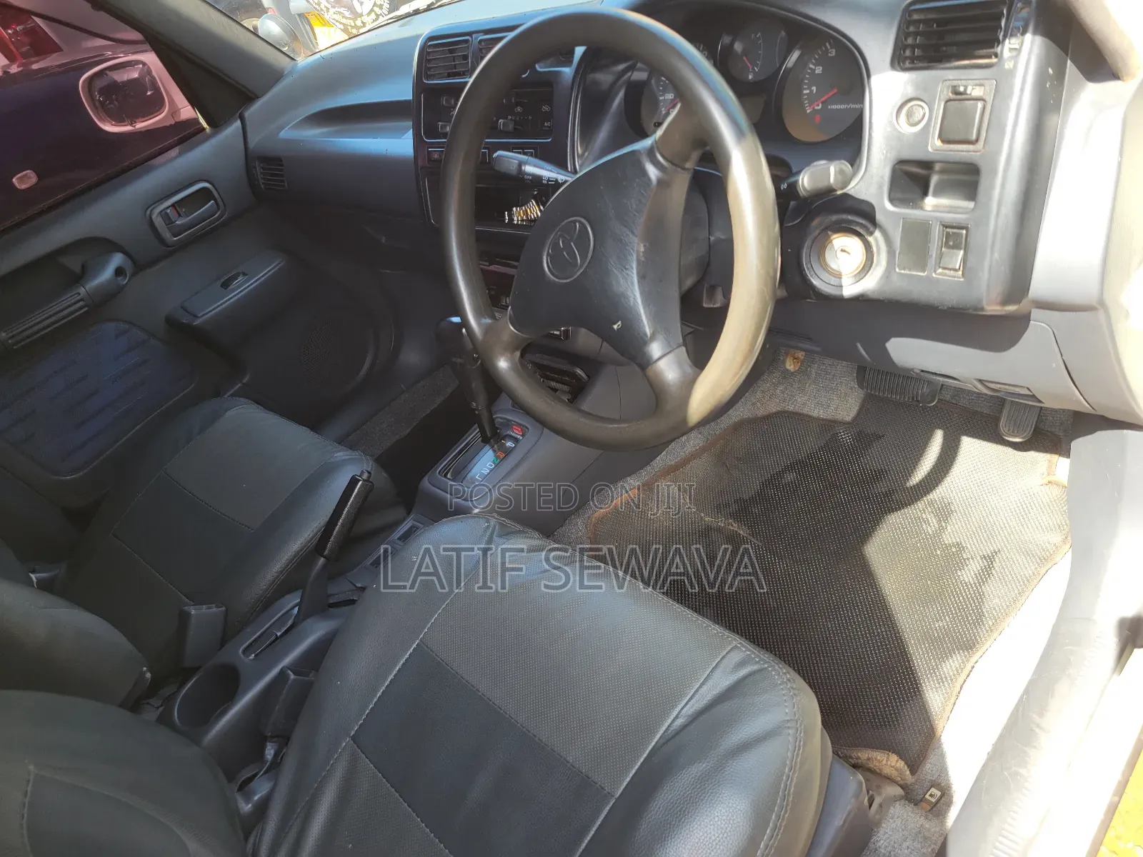Toyota RAV4 Cabriolet 1998 White