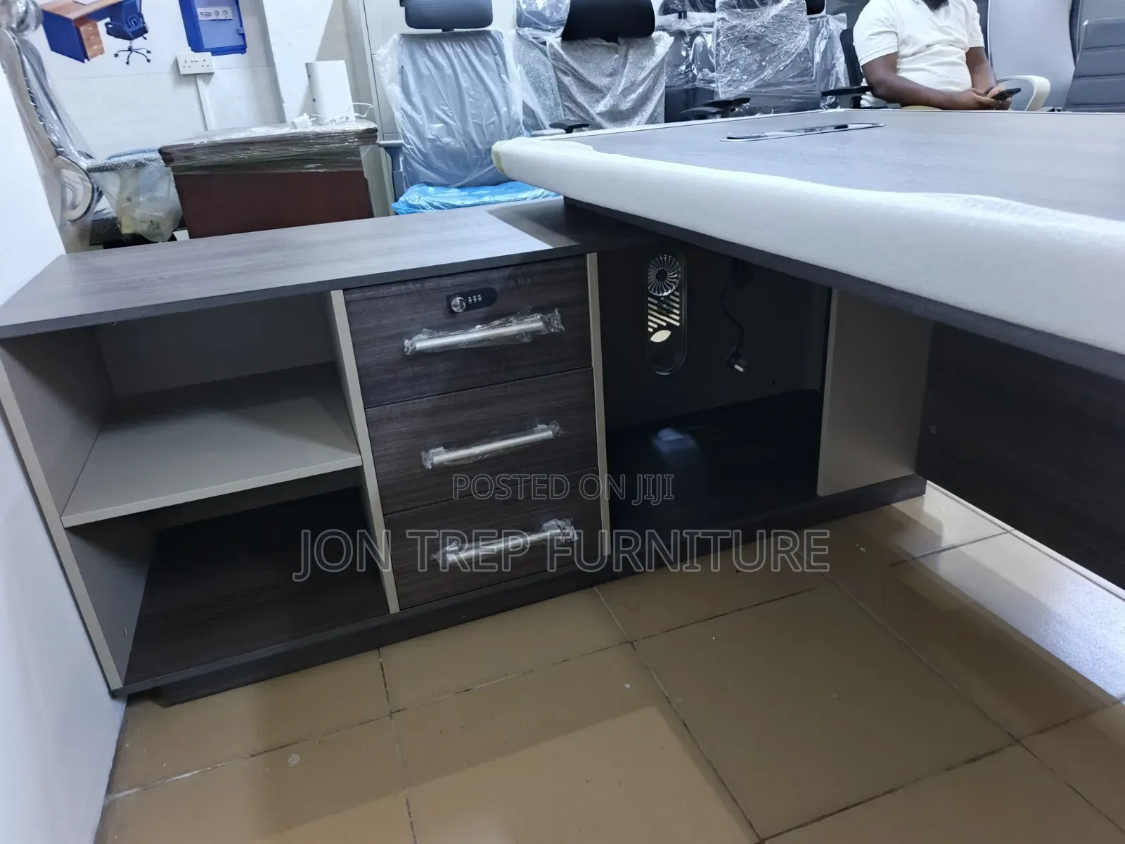 Executive Director Office Table It