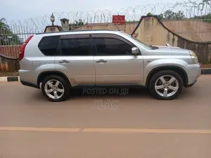 Nissan X-Trail 2.0 Petrol XE 2009 Silver