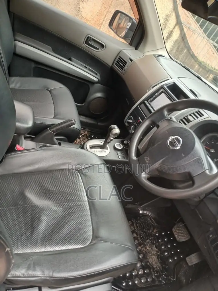 Nissan X-Trail 2.0 Petrol XE 2009 Silver