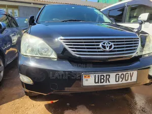 Toyota Harrier 2.4 2010 Black