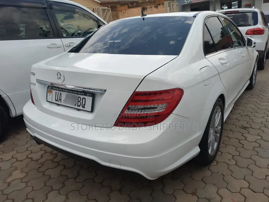 Mercedes-Benz C180 2011 White
