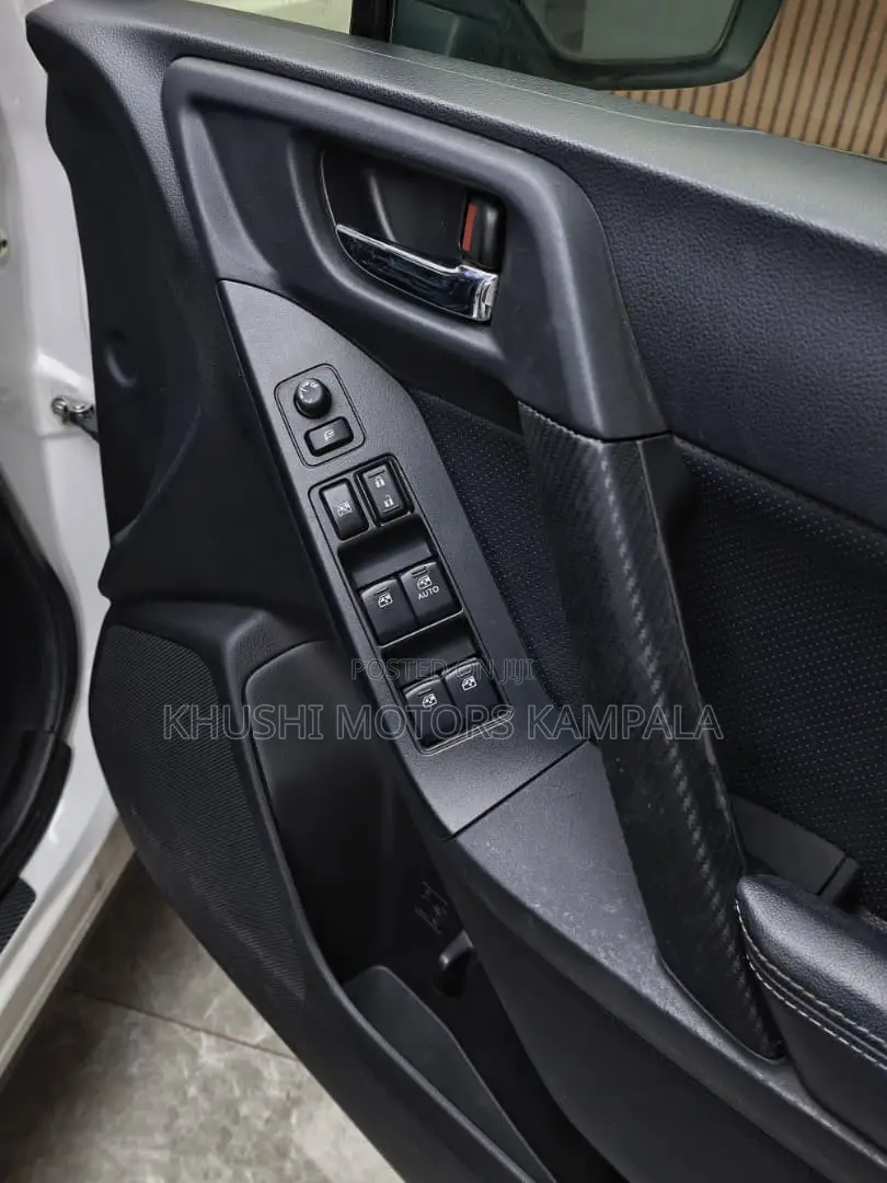 Subaru Forester 2012 White