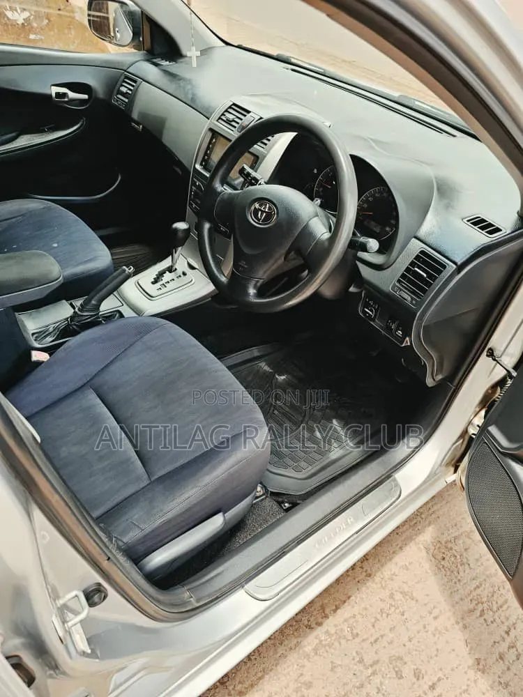 Toyota Corolla Fielder 2008 Silver