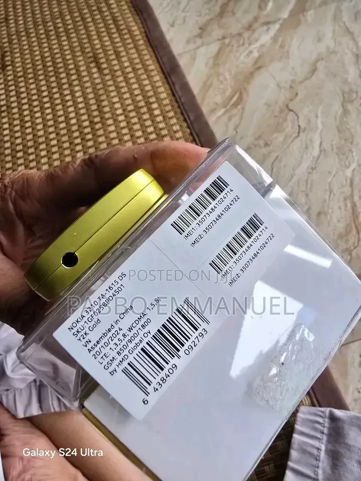 New Nokia 3210 Yellow