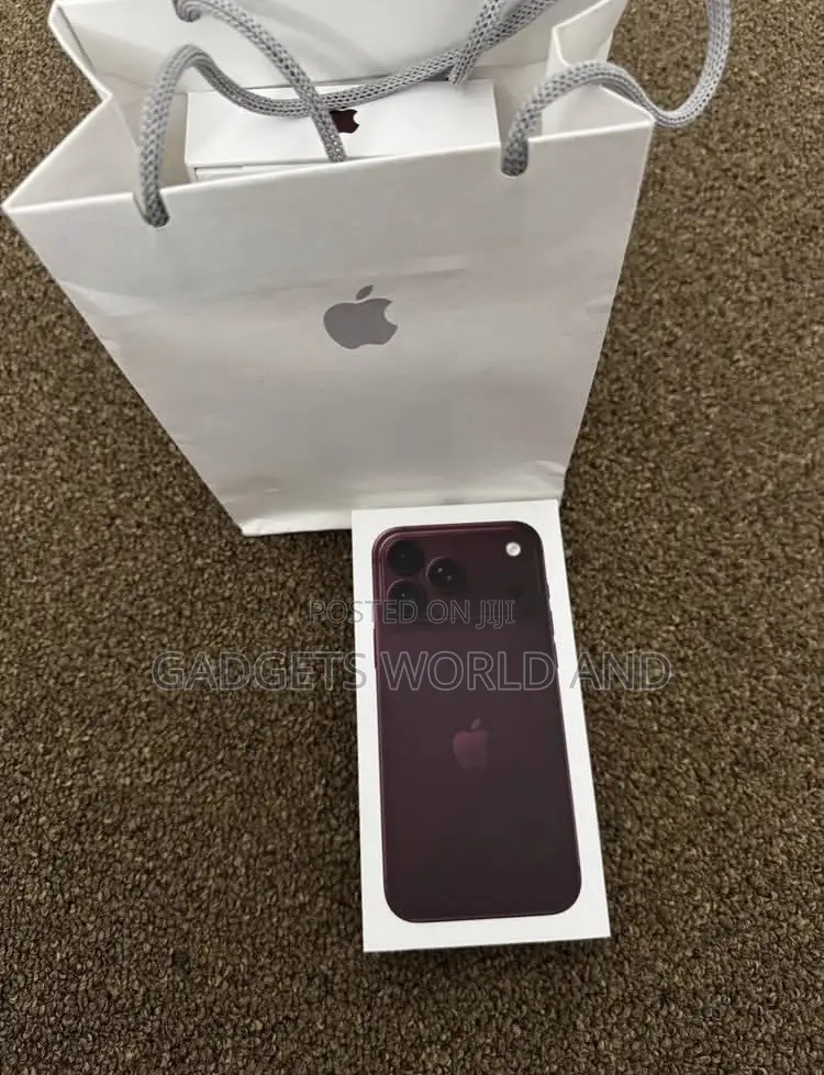New Apple iPhone 18 Pro Max 1 TB Red