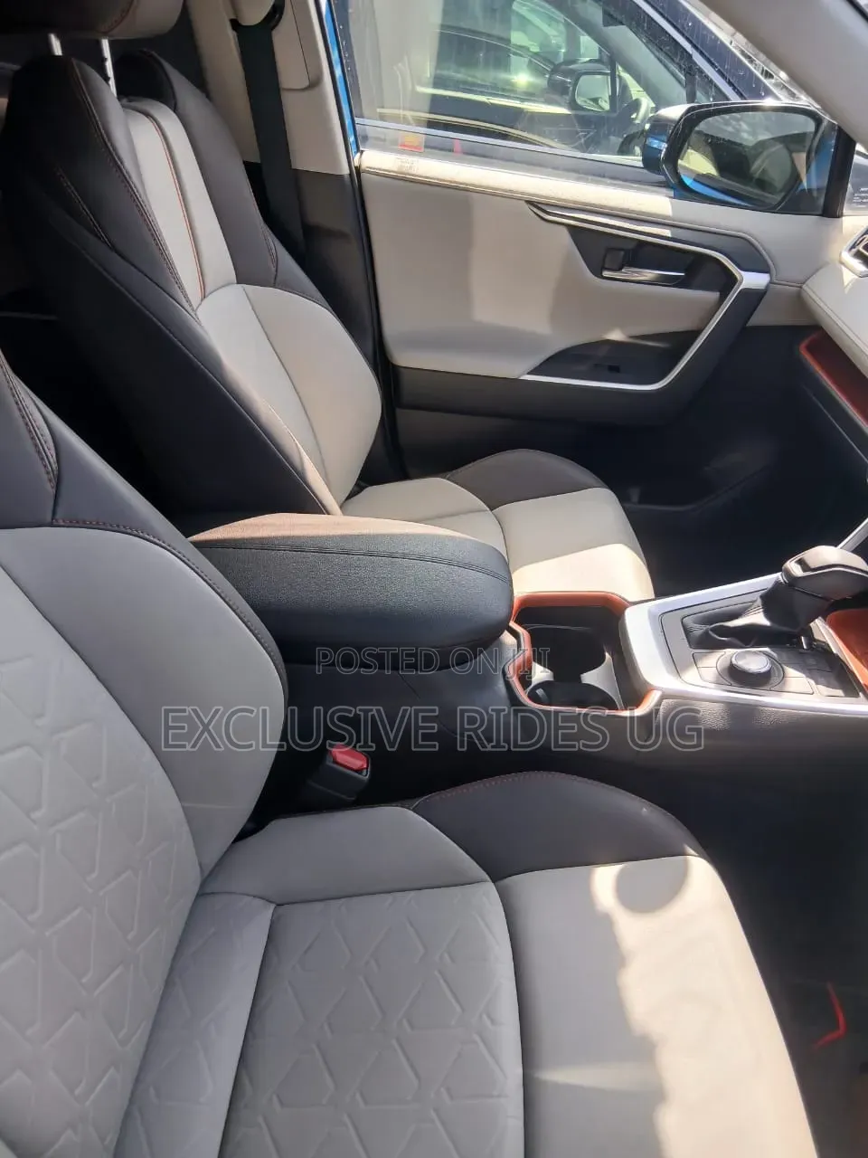 Toyota RAV4 Adventure AWD 2020 Blue