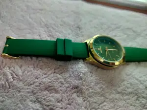 NAVIFORCE Original Ladies Emerald Green Watch