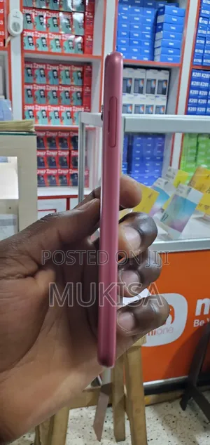 Sharp 704SH 32 GB Pink