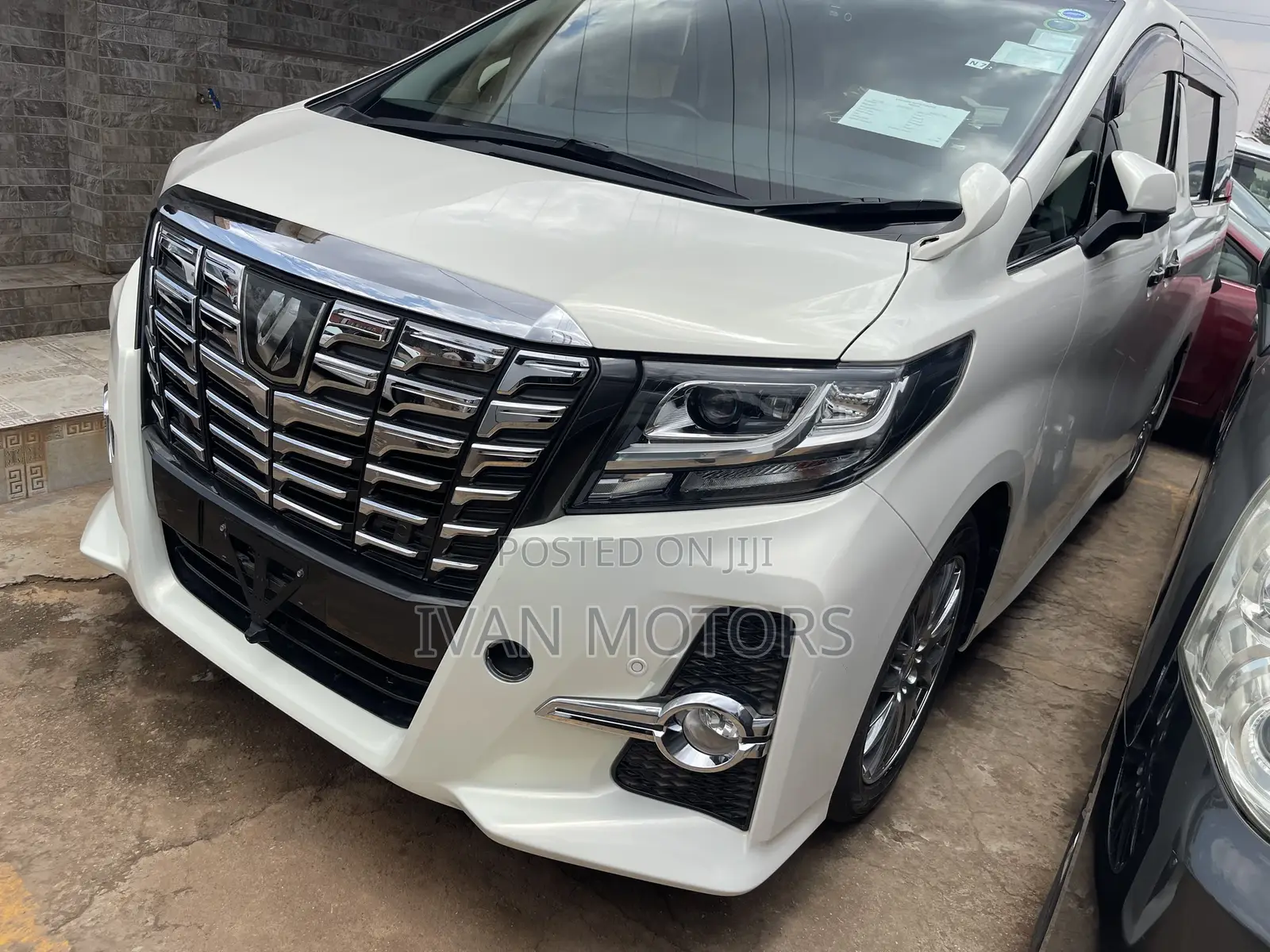 Toyota Alphard 2017 White