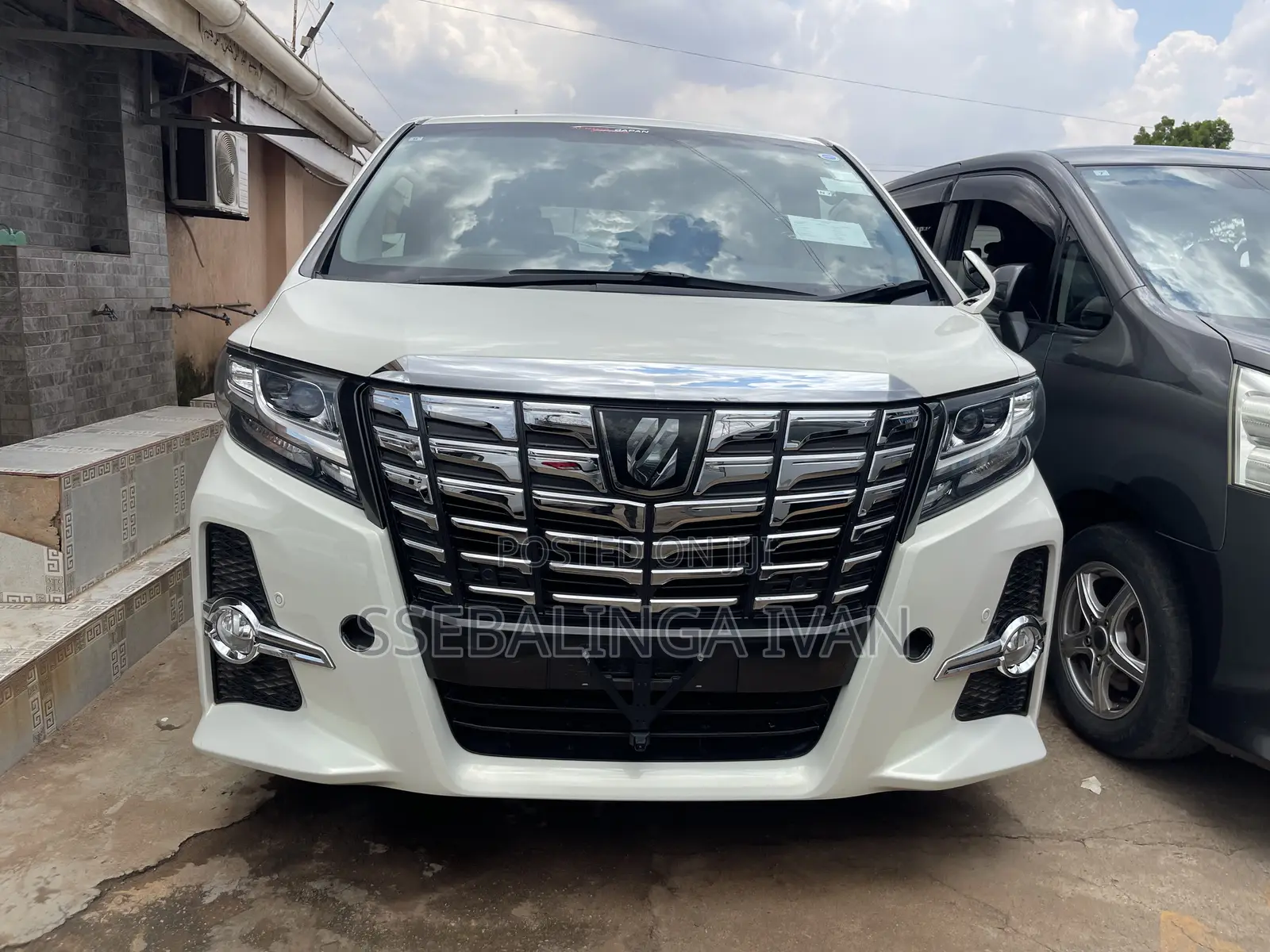 Toyota Alphard 2017 White