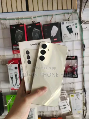 New Samsung Galaxy A17 5G 256 GB Rose Gold