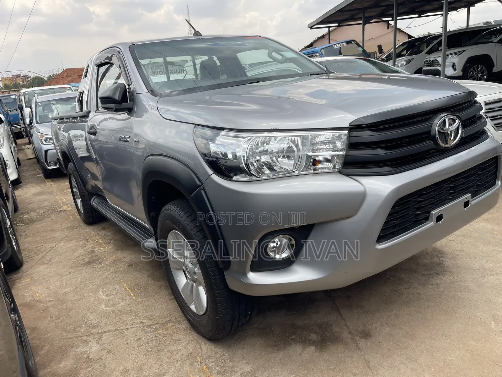 Toyota Hilux 2018 Gray
