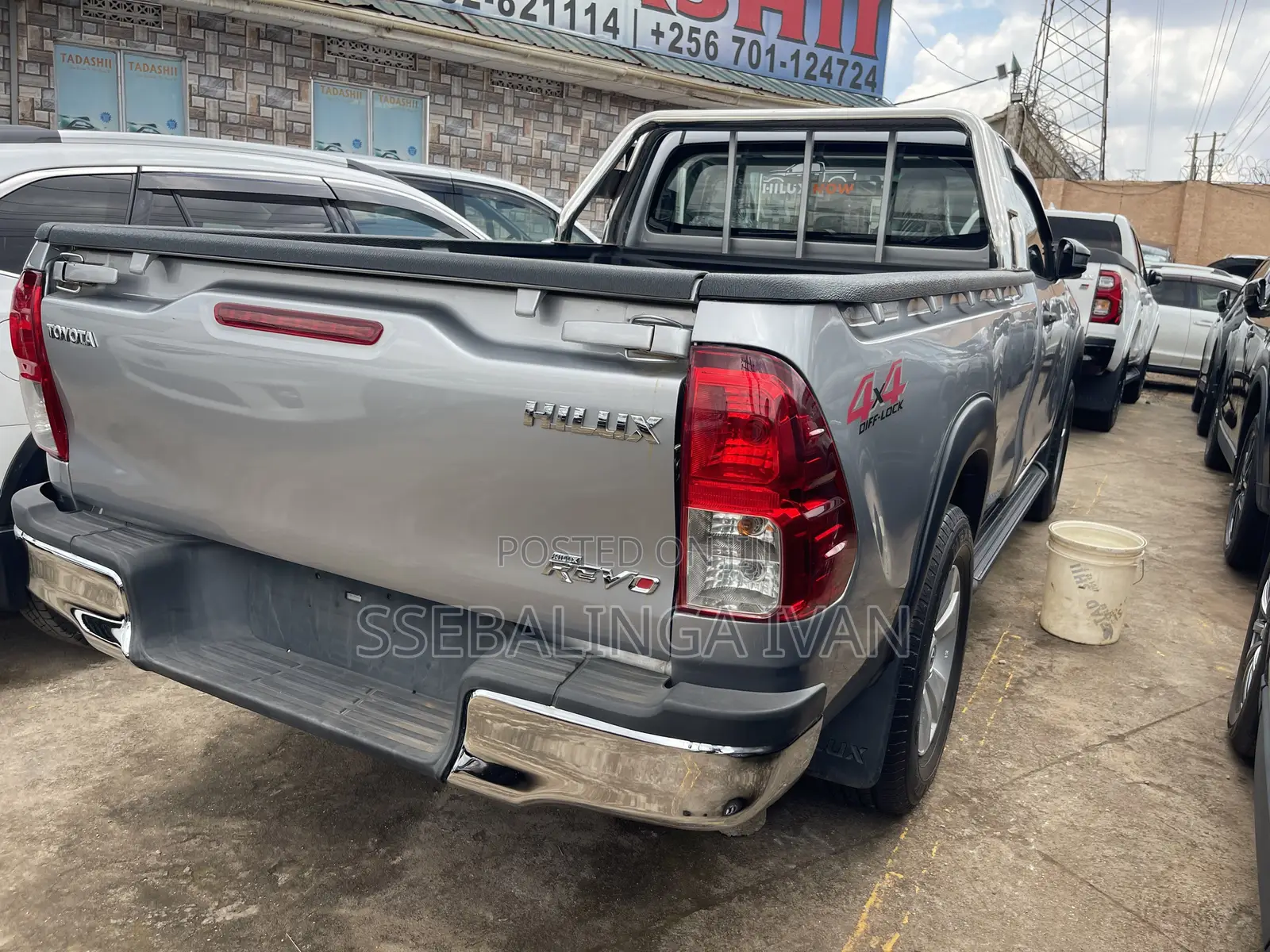 Toyota Hilux 2018 Gray