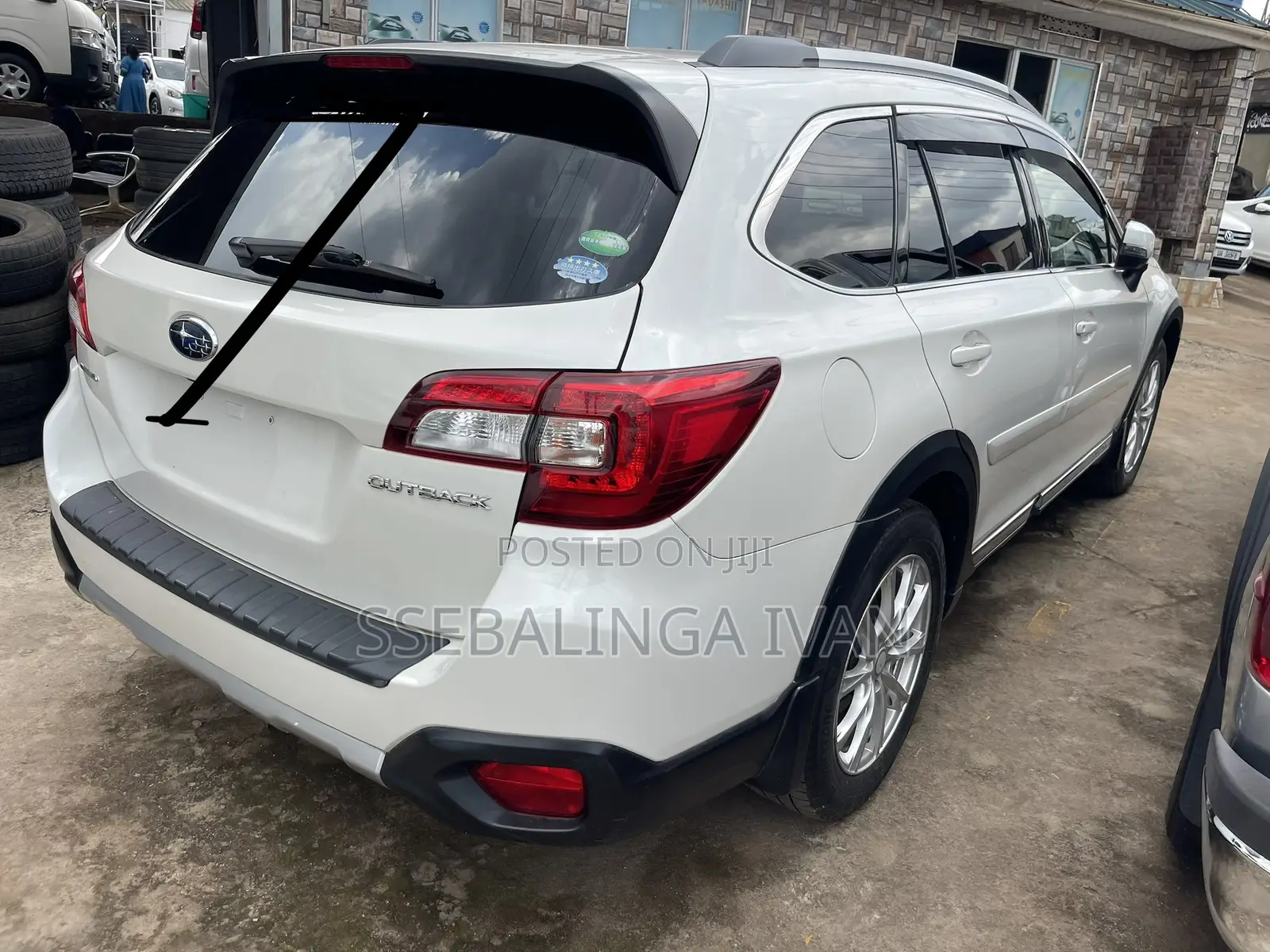 Subaru Outback 2017 White