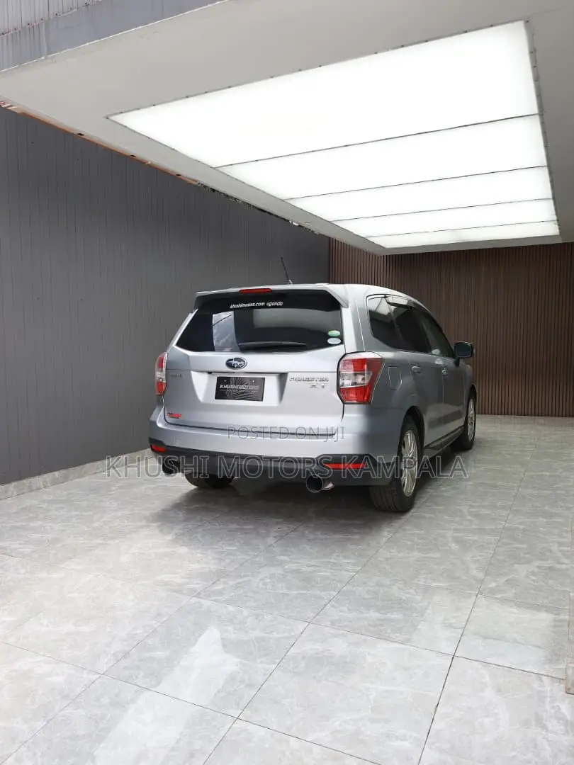 Subaru Forester 2012 Silver