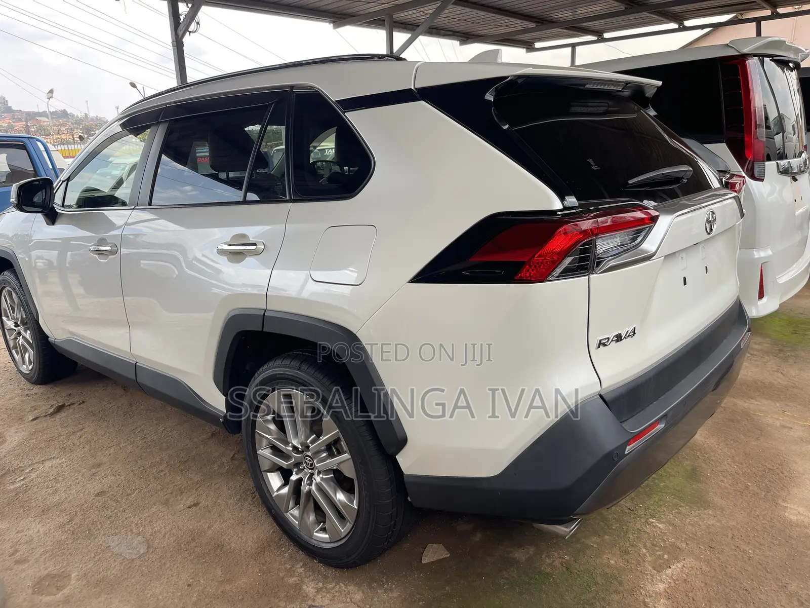 Toyota RAV4 2020 White