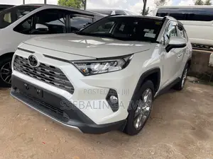 Toyota RAV4 2020 White