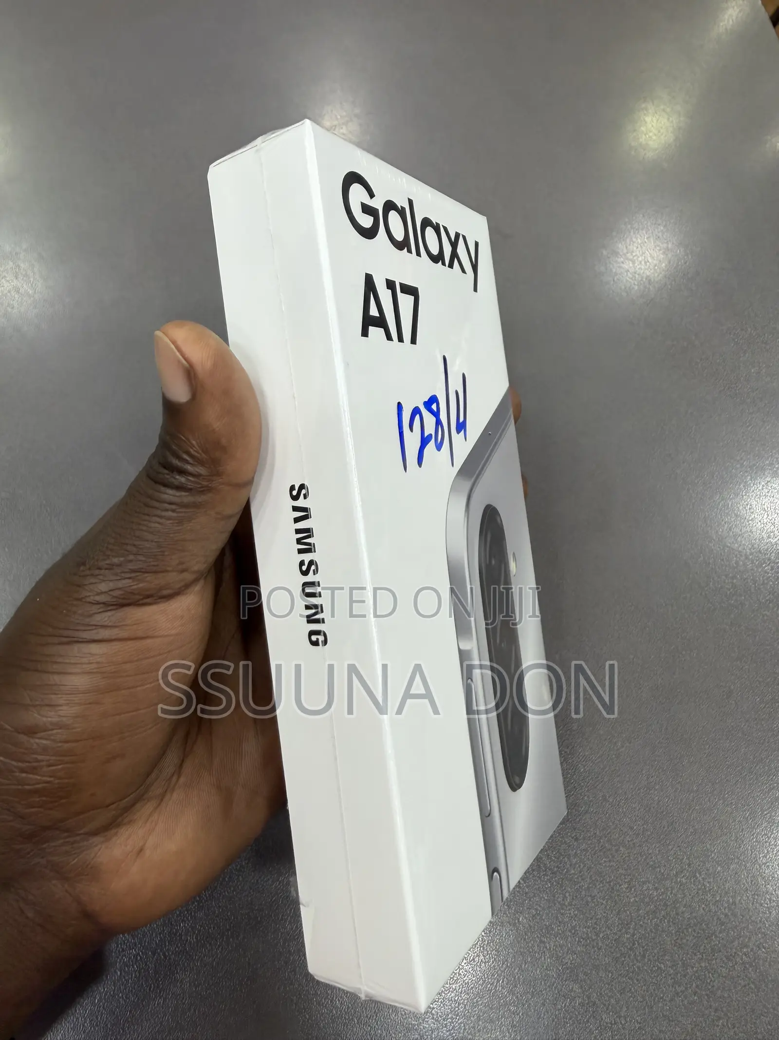 New Samsung Galaxy A17 128 GB Gray