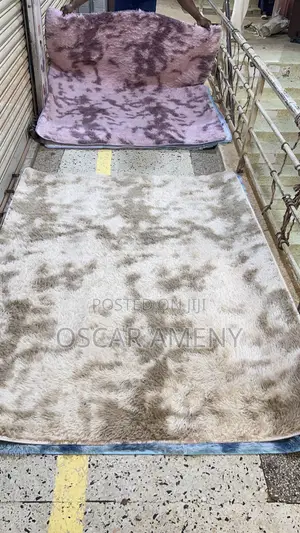 Fluffy Carpet