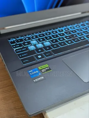New Laptop MSI Crosshair 15 16GB Intel Core i5 SSD 512GB