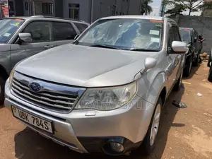 Subaru Forester 2011 Silver