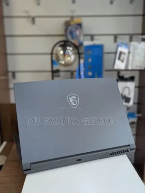 New Laptop MSI Crosshair 15 16GB Intel Core i5 SSD 512GB