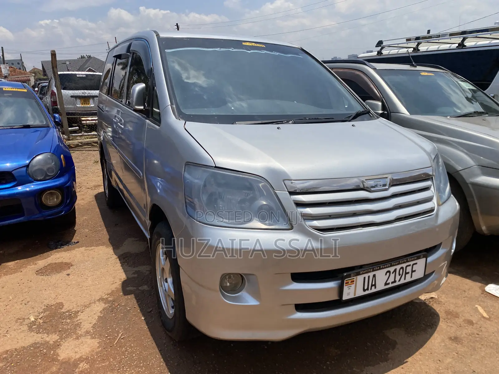 Toyota Noah 2007 Silver