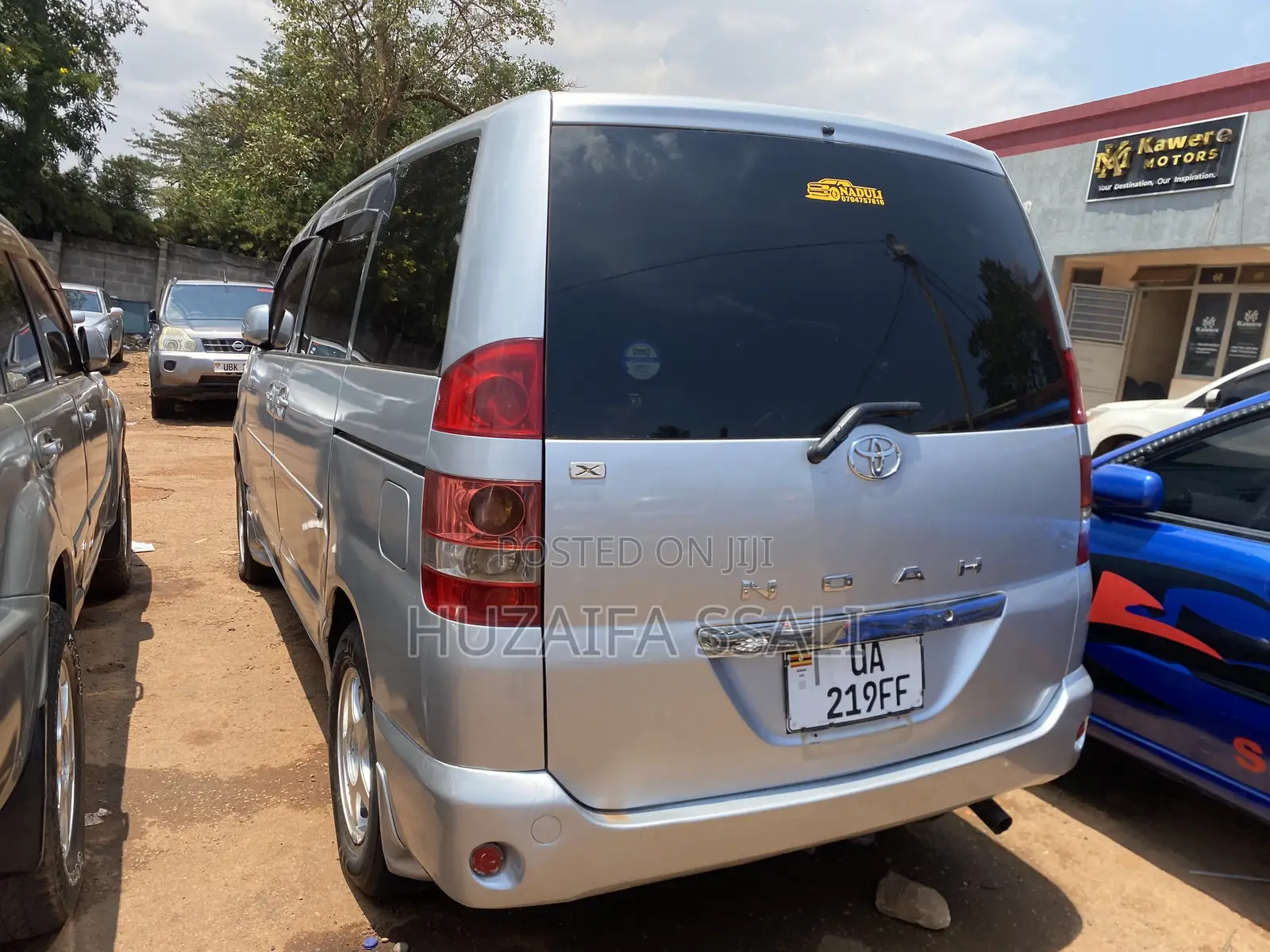 Toyota Noah 2007 Silver