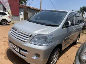 Toyota Noah 2007 Silver
