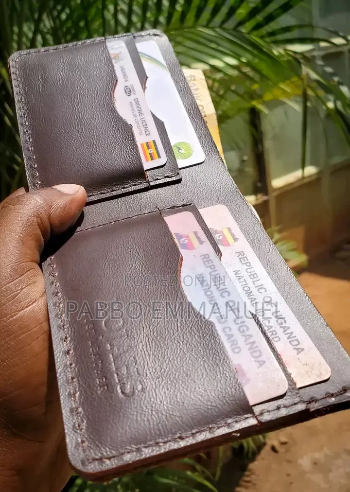 Leather Crafted Men Wallets