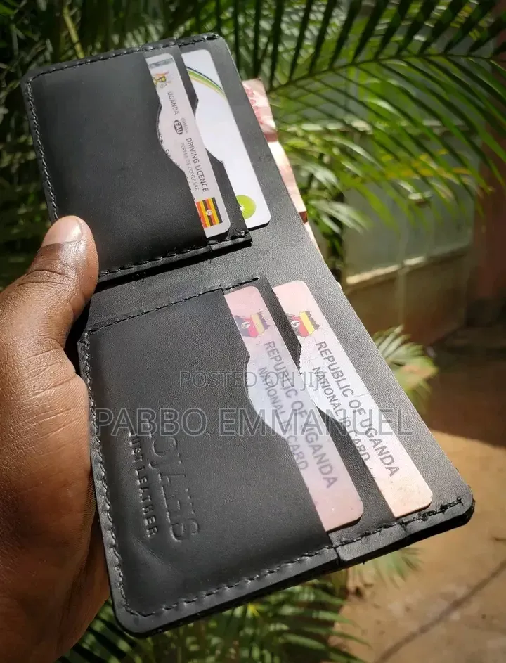 Leather Crafted Men Wallets