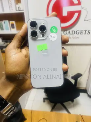 Apple iPhone 15 Pro 128 GB Gray