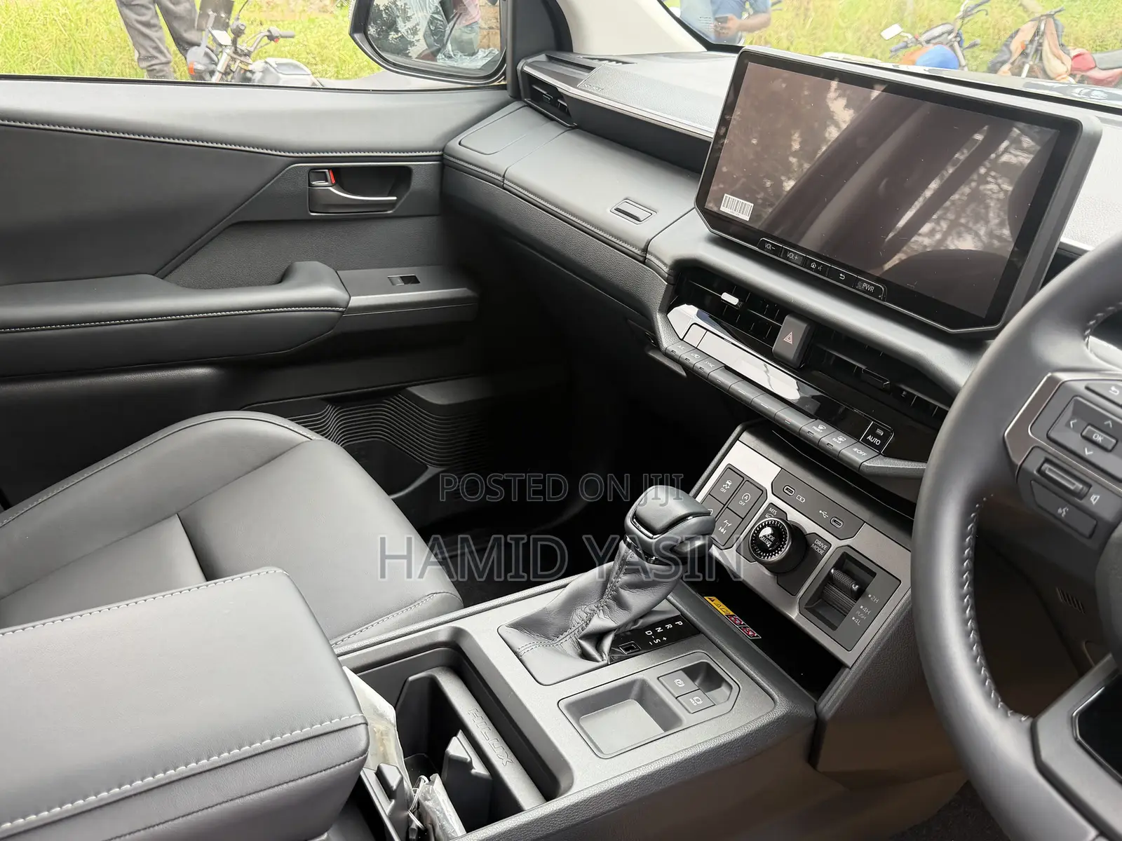 Toyota Hilux 2026 Gray