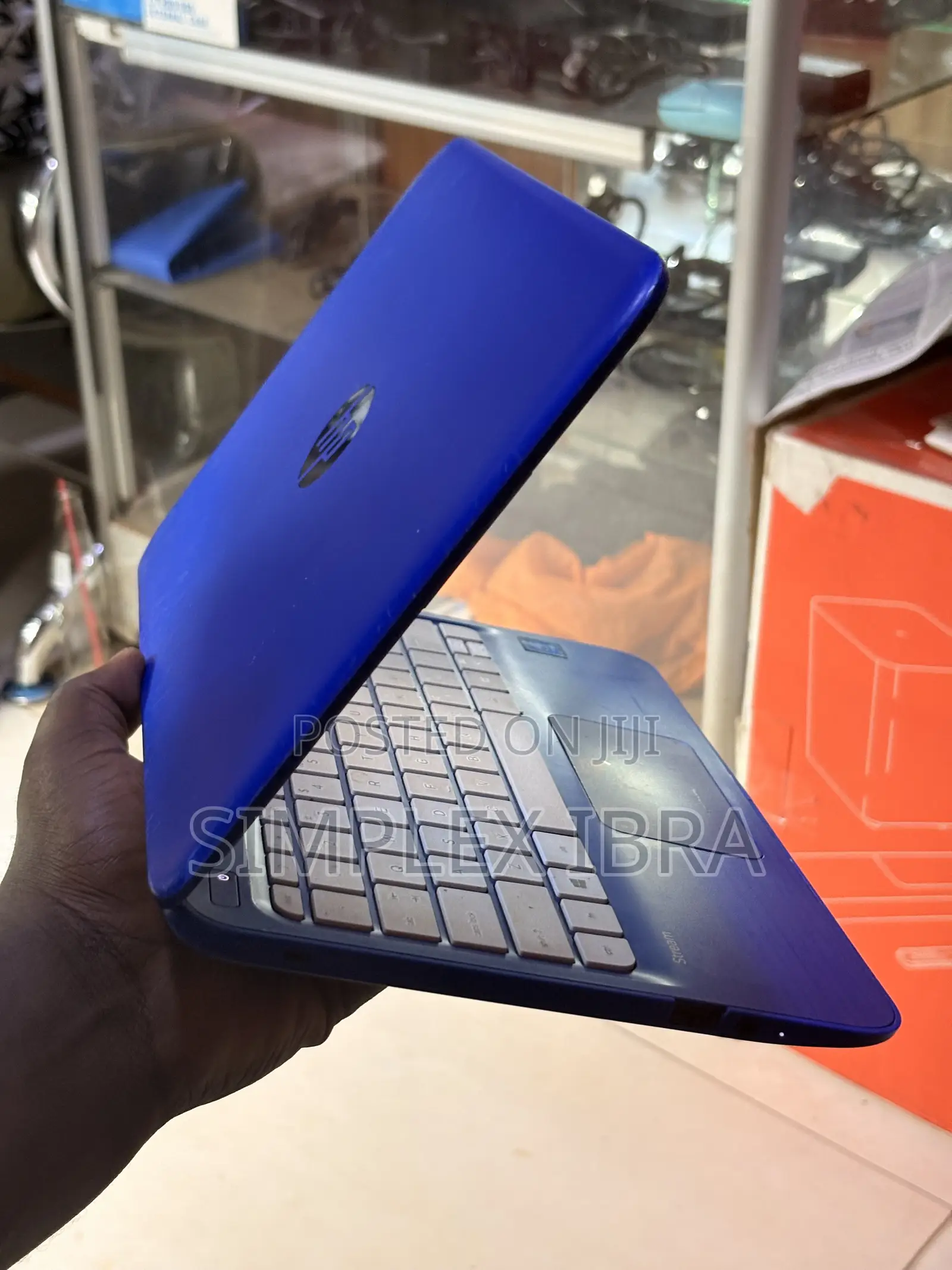 Laptop HP Stream Laptop 2GB Intel Celeron SSD 32GB