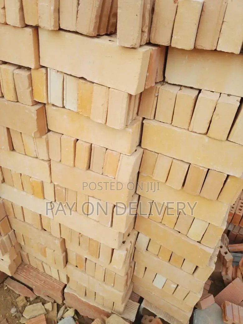 Half Bricks (Buff)