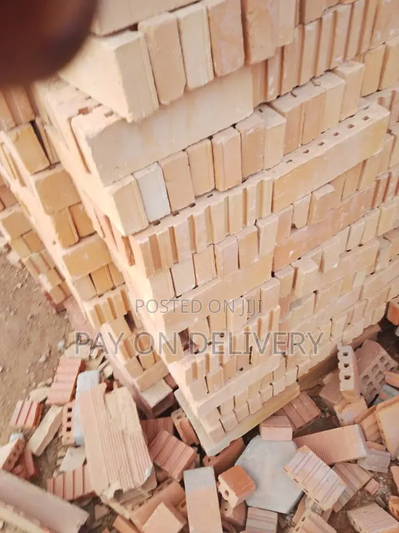 Half Bricks (Buff)